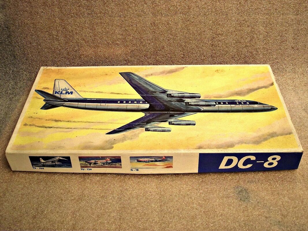 DC-8 KLM by VEB Plasticart